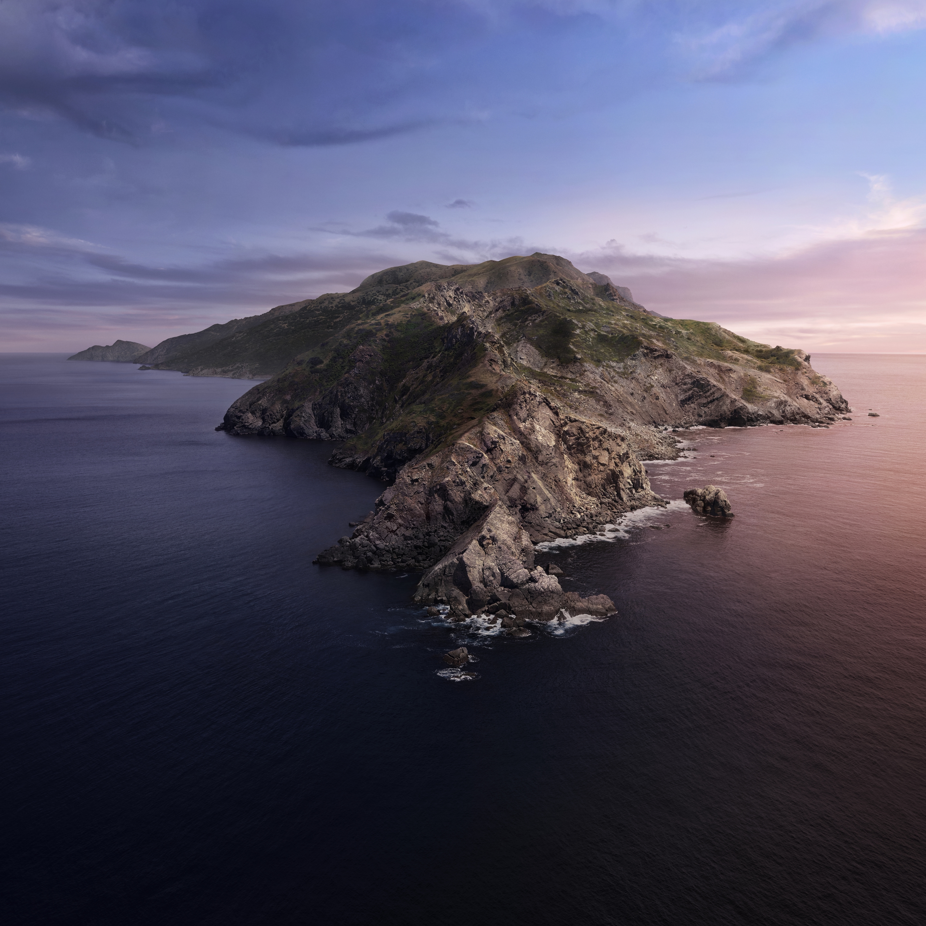 macOS Catalina Light mode wallpaper | Zollotech